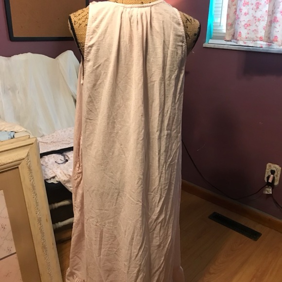 Vintage Pink Nightgown - Picture 3 of 4